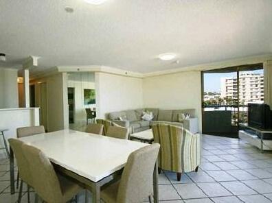 Coolum Caprice - Photo3