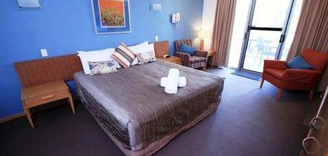 Coolum Seaside Apartments - Photo3