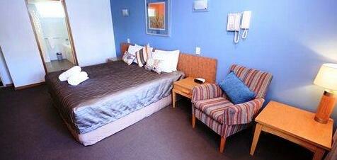 Coolum Seaside Apartments - Photo4