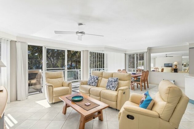 Bagnall Beach Apartments Unit 5/153 Government Rd - Photo2