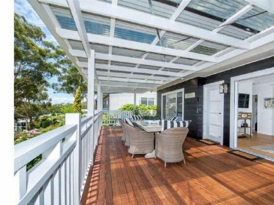 Beach House at Nelson Bay - Photo2