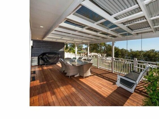 Beach House at Nelson Bay - Photo4