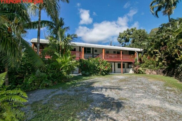 Daintree Manor B&B