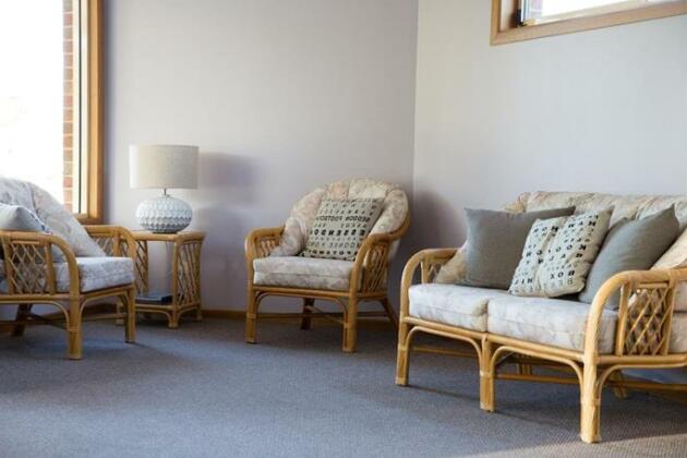 Arthur Phillip Motor Inn - Photo4