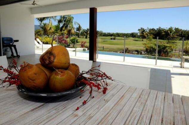 4 Cascade - Luxury Holiday House - Photo4