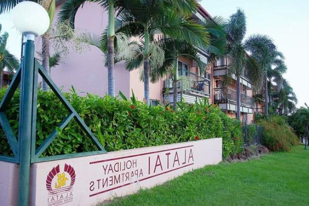 Alatai Holiday Apartments - Photo2