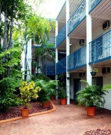 Coconut Grove Holiday Apartments - Photo4