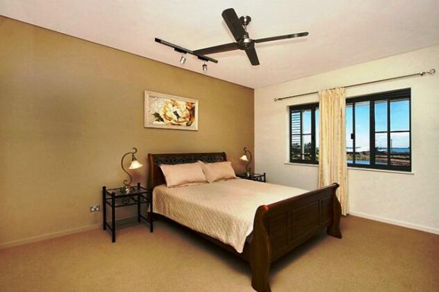 Horizon 3 Bedroom at Waterfront Apartment