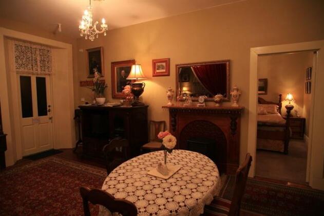Blakes Manor Bed and Breakfast Deloraine - Photo4