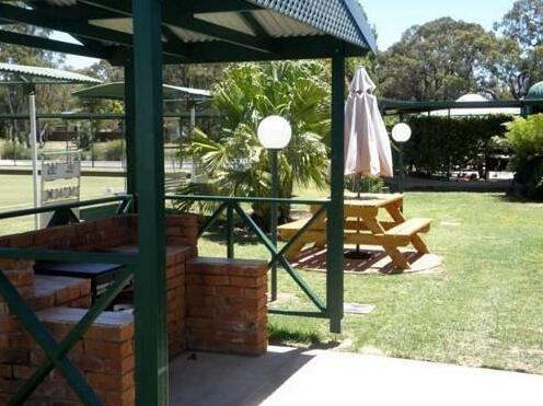 Deniliquin Country Club Motor Inn - Photo4