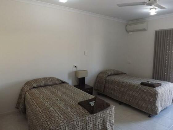 Derby Lodge Self Contained Apartments - Photo4