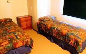 Brumbys - Photo4