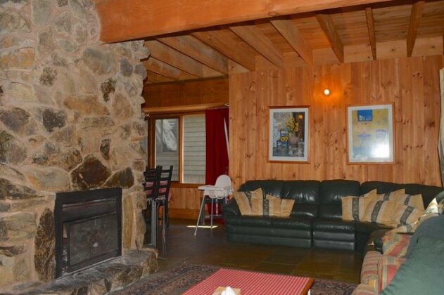 Snowdrop Lodge - Photo2