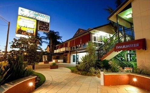 Cattlemans Country Motor Inn & Serviced Apartments - Photo2