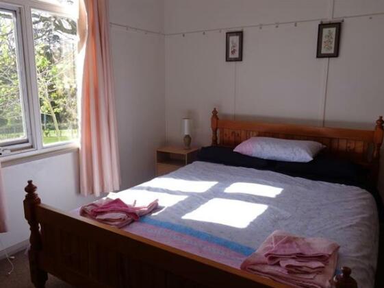 Hillcrest Farmhouse - Photo4