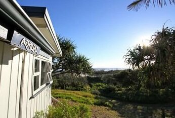 Fraser Island Holiday Lodges - Photo2