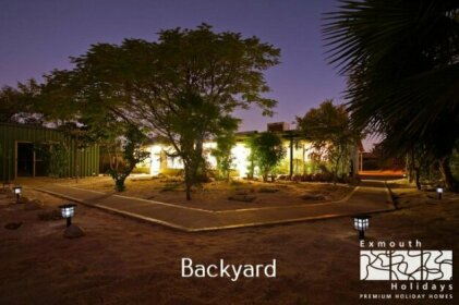 15 Grenadier Street - Perfect For 2 Families And Pets