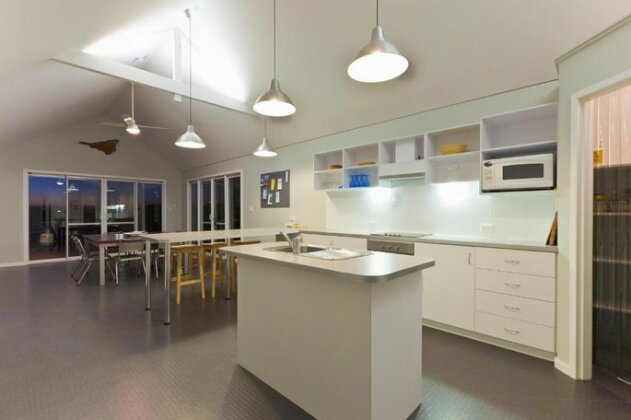 22 Kestrel Place- Private Jetty - Photo3