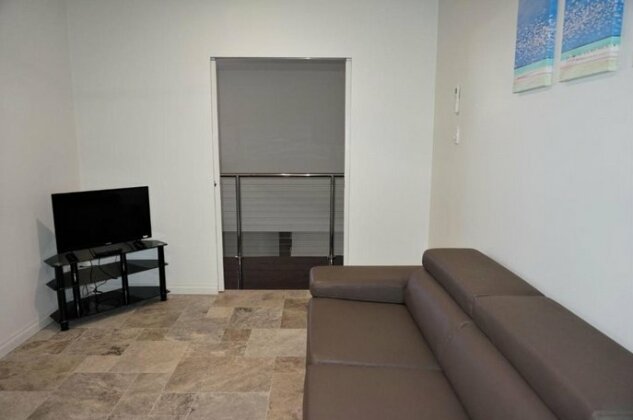 27 Corella Court - With Pool - Photo3