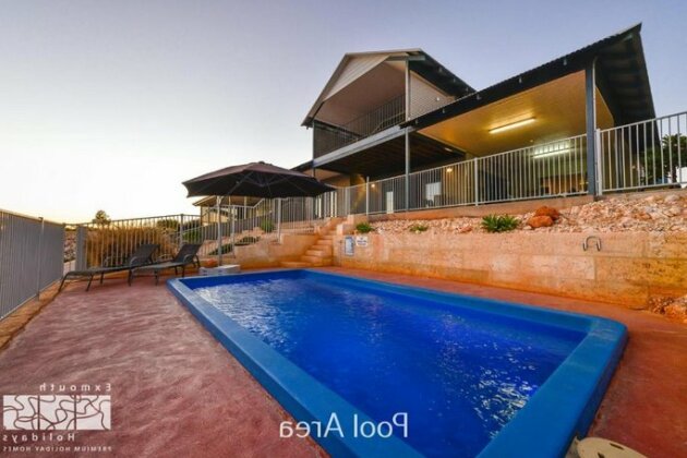 3 Kestrel Place - Private Jetty & Pool - Photo2