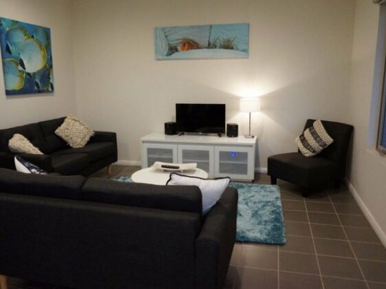 Dunsborough Holiday Homes - 27b Escape Resort - Photo2
