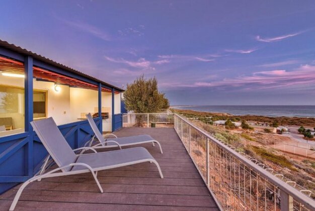 Ningaloo Lighthouse Holiday Park