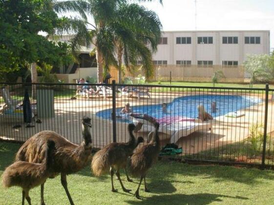 Sea Breeze Resort - Photo2