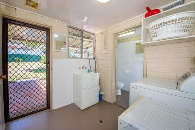 Marine Dr 22 - Fingal Bay - Photo5