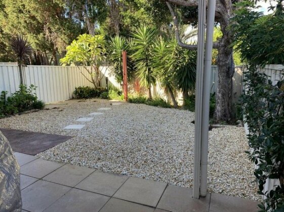 Sanctuary @ Fingal Bay - Photo3