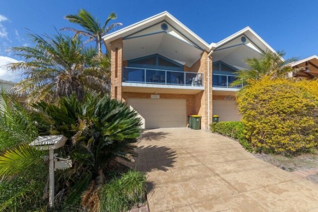 Tah Villa 1/68 Marine Drive - Photo4