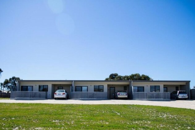 Island Quarters