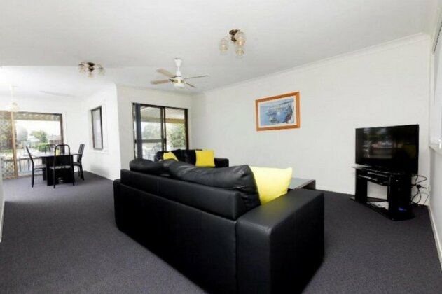 Lake House On Elouera - Photo3