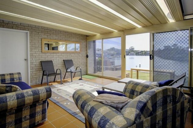 Sunseeker Waterfront @ Foster Quays - Photo2