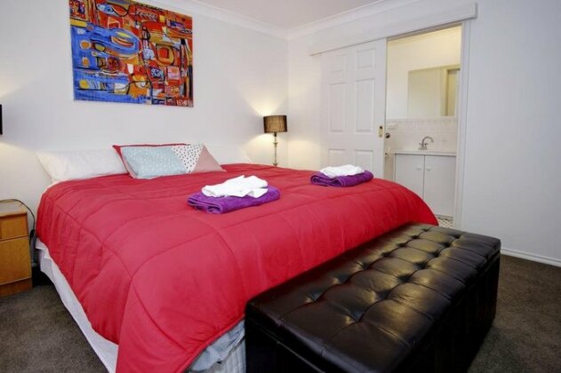 Sunseeker Waterfront @ Foster Quays - Photo3
