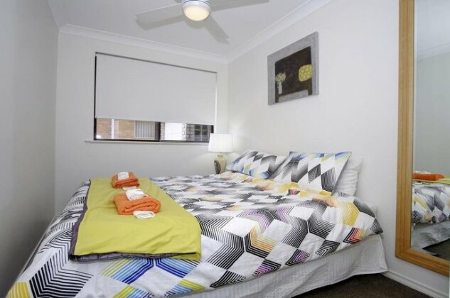 Sunseeker Waterfront @ Foster Quays - Photo5
