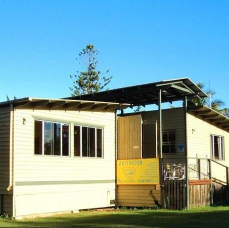 Base Camp Fraser Island