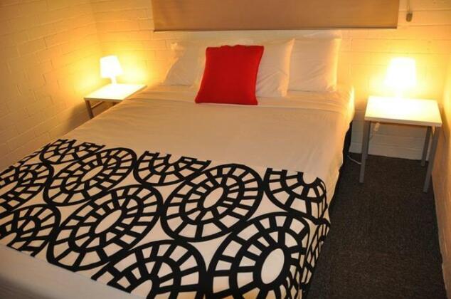 Geraldton's Ocean West Holiday Units & Short Stay Accommodation - Photo5