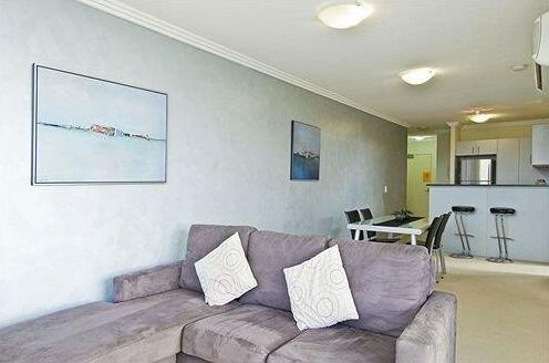 Aqualine Apartments On The Broadwater - Photo5