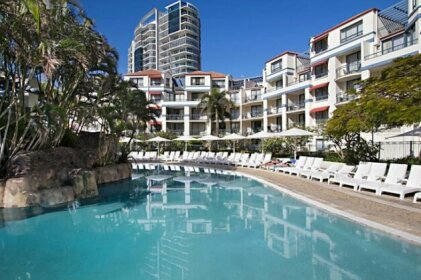 Calypso Plaza Resort Unit 217 - Central Coolangatta beachfront location
