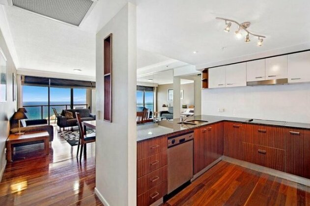 Chevron Renaissance High Floor Ocean View Apartments by Gold Coast Holidays - Photo4