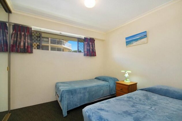 Cobden Court Unit 5 - 2 bedroom unit one street from the beach - Photo5