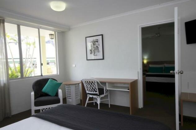 Darcy Arms Hotel Motel - Photo4