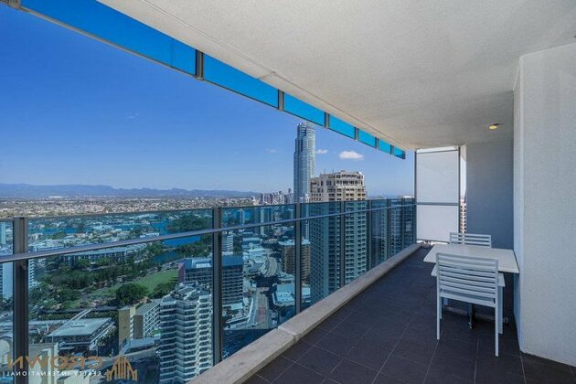 Five Star Condo Hotel Residences at Surfers Paradise