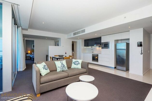 Five Star Condo Hotel Residences at Surfers Paradise - Photo2