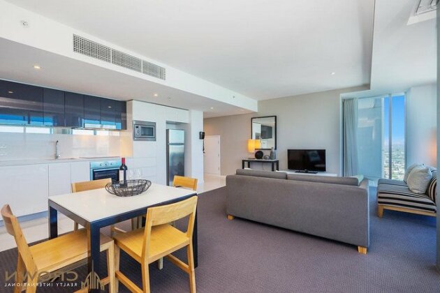 Five Star Condo Hotel Residences at Surfers Paradise - Photo4