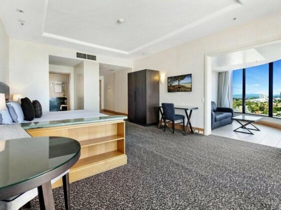 Gold Tower in Crowne Surfers Paradise - 1020 - Photo3