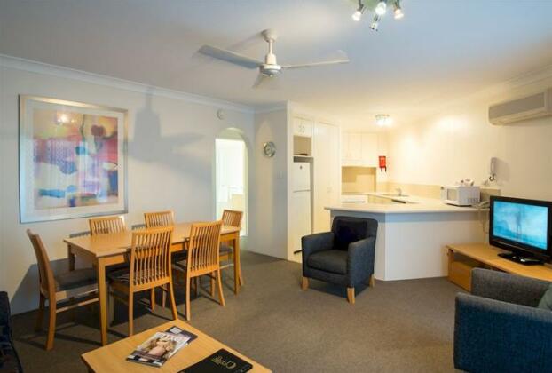 Golden Shores Holiday Club - Photo3