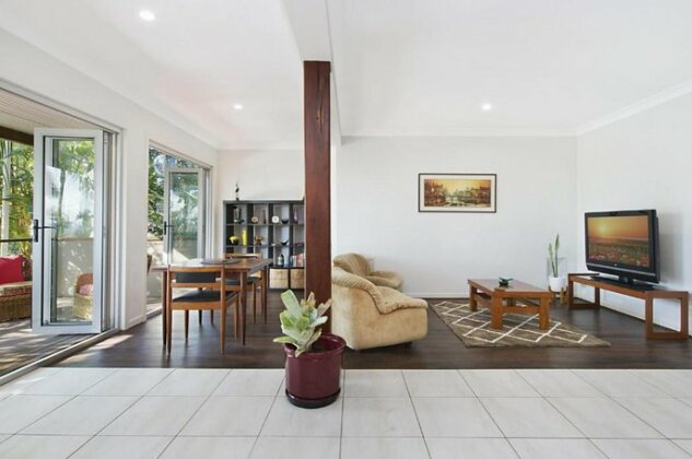 Hideaway in Coolangatta 1 bedroom retreat in a quiet leafy setting - Photo2