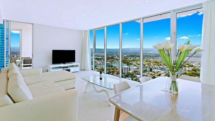 Luxury Residence Surfers Paradise Five Star Apartment - Photo3