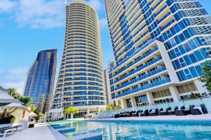Luxury Residence Surfers Paradise Five Star Apartment